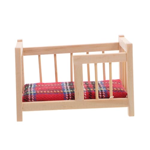 Kisangel Miniatur Puppenhaus Babybett aus Holz Detailreiches Miniaturbett mit Bettwäsche Handgefertigte Puppenhaus Dekoration Geeignet für DIY Szenen und Sammler Ergänzung für Puppenmöbel Kisangel Miniatur Puppenhaus Babybett aus Holz Detailreiches Miniaturbett mit Bettwäsche Handgefertigte Puppenhaus Dekoration Geeignet für DIY Szenen und Sammler Ergänzung für Puppenmöbel von Kisangel