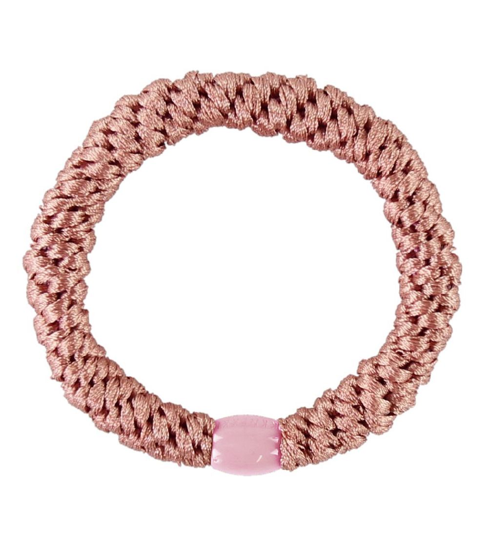 Kknekki Haargummi - Pfirsich m. Dunkle Perle - Kknekki - One Size - Haarschmuck Kknekki Haargummi - Pfirsich m. Dunkle Perle - Kknekki - One Size - Haarschmuck von Kknekki