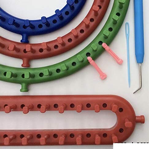 Knitting Loom Assortment Set of 4: 1 Long + 3 Round Looms. New Series Looms with extra pegs for bulky & fine yarns by KnitUK Knitting Loom Assortment Set of 4: 1 Long + 3 Round Looms. New Series Looms with extra pegs for bulky & fine yarns by KnitUK von KnitUK