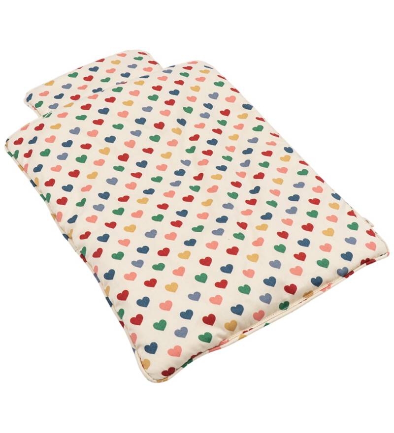 Konges Sløjd Puppenbettwäsche - Coeur Coloré - Konges Sløjd - One Size - Puppenbettwäsche Konges Sløjd Puppenbettwäsche - Coeur Coloré - Konges Sløjd - One Size - Puppenbettwäsche von Konges Sløjd