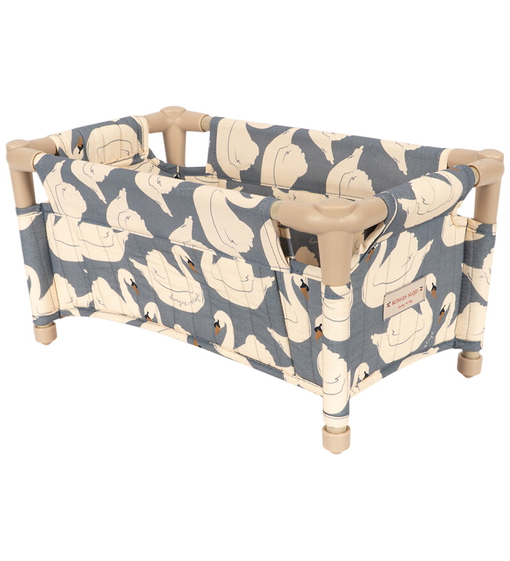 Konges Sløjd Reisebett für Puppen - 43 cm - Swan - Konges Sløjd - One Size - Puppenbett von Konges Sløjd