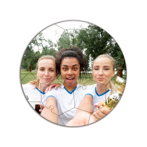 Personalisiertes Fußball-Fotopuzzle aus Holz - 16 Teile, Ø 21 cm - mit eigenen Fotos und Texten selbst gestalten - optional mit Geschenkbox Personalisiertes Fußball-Fotopuzzle aus Holz - 16 Teile, Ø 21 cm - mit eigenen Fotos und Texten selbst gestalten - optional mit Geschenkbox von Kopierladen Karnath GmbH