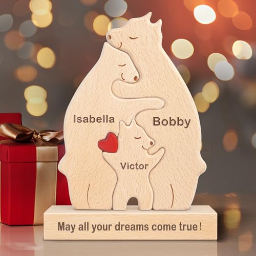 Kowlone Personalisiertes Holzkunstpuzzle der Bärenfamilie Geschenk mit 1-8 Namen, We Are One Holz Bär Tier Skulpturen Desktop Ornament Heim Tischdekoration Ideen für Weihnachts Jubiläum Geburtstag Kowlone Personalisiertes Holzkunstpuzzle der Bärenfamilie Geschenk mit 1-8 Namen, We Are One Holz Bär Tier Skulpturen Desktop Ornament Heim Tischdekoration Ideen für Weihnachts Jubiläum Geburtstag von Kowlone