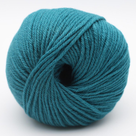 Kremke Soul Wool The Merry Merino 110 GOTS Garn 18 Dunkel Petroleum Kremke Soul Wool The Merry Merino 110 GOTS Garn 18 Dunkel Petroleum von Kremke Soul Wool