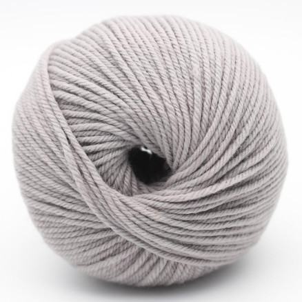 Kremke Soul Wool The Merry Merino 140 GOTS Garn 28 Mittelgrau Kremke Soul Wool The Merry Merino 140 GOTS Garn 28 Mittelgrau von Kremke Soul Wool