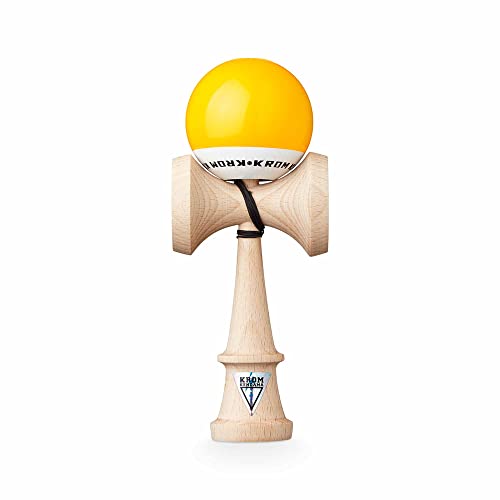 KROM Original Kendama aus Holz für Anfänger und Fortgeschrittene - POP LOL Gelb - Geschicklichkeitsspiel für draußen und drinnen - Holzspielzeug mit Schnur und Ball von KROM