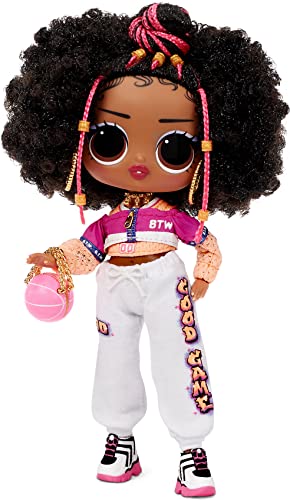 LOL Surprise Tweens Puppe- 15 Überraschunge mit Mode, Zubehör, Haarbürste, Kleiderbügel, Puppenständer und mehr - Tolles Geschenk für Kinder - Hoops Cutie von L.O.L. Surprise!