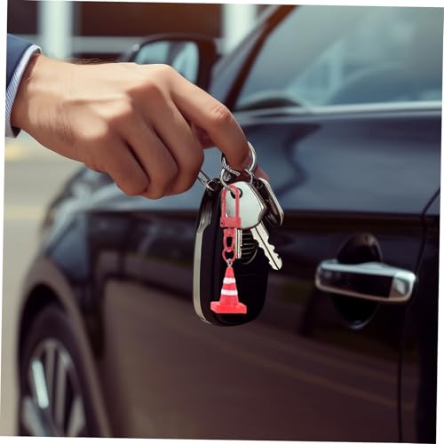LABRIMP Mini Verkehrskegel Schlüsselanhänger aus Leichtem Resin Anhänger Vielseitig als Taschen oder Schlüsselanhänger für Kreative Party Giveaways und Alltagsschmuck Geeignet von LABRIMP