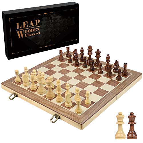 LEAP Schachspiel 43cm×43cm Holzschachbrett Mit 2 zusätzlichen Damen Klappbarer Holz Schach in Großer Mit Aufbewahrungsfächern für Schachfiguren for Adults or Beginner von LEAP