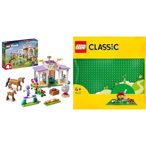 LEGO 41746 Friends Reitschule Set mit 2 Spielzeug-Pferden & 11023 Classic Grüne Bauplatte, quadratische Grundplatte mit 32x32 Noppen als Basis für Konstruktionen und für weitere Sets von LEGO