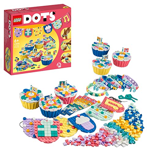 LEGO 41806 DOTS Ultimatives Partyset, Partyspiele für Kinder, Mädchen und Jungen, DIY-Partytütenfüller mit Spielzeug-Cupcakes, Armbändern und Wimpeln, kreative Deko und Geschenk von LEGO