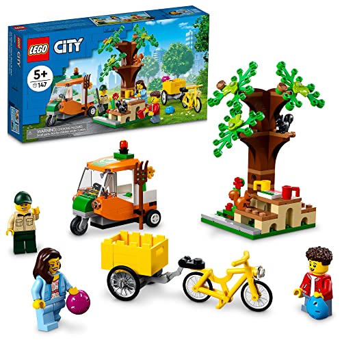 LEGO City Picnic in The Park 60326 Building Kit for Kids Aged 5 and Up; Includes 3 Minifigures and 2 Squirrel Figures (147 Pieces) von LEGO