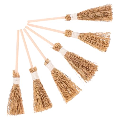 LIFKOME 6 Stück Miniatur Hexenbesen Pack Kunststroh Besen für Halloween Deko Mini Wohnaccessoires für DIY Puppenhaus und Gartenlandschaften von LIFKOME