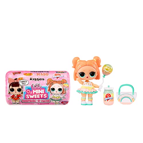 L.O.L. Surprise! Mini Sweets Sammelpuppe - Surprise-O-Matic Serie 2 - Limitierte Sammlerpuppe inspiriert von Süßigkeiten - mit 8 Überraschungen und tollen Accessoires - Geschenk für Kinder ab 4 Jahren L.O.L. Surprise! Mini Sweets Sammelpuppe - Surprise-O-Matic Serie 2 - Limitierte Sammlerpuppe inspiriert von Süßigkeiten - mit 8 Überraschungen und tollen Accessoires - Geschenk für Kinder ab 4 Jahren von LOL SURPRISE