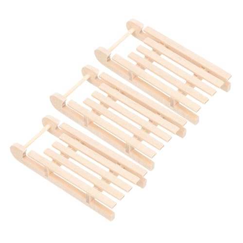 LRXIYODE 3 Stück Teiliges Mini Holzschlitten Naturbelassen Handgefertigte Weihnachtsdeko für Zimmer und Schreibtisch Filigrane Miniatur Schlitten als Festliche Tisch und Fensterdekoration von LRXIYODE