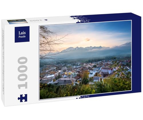 Lais Puzzle Luftaufnahme von Vaduz bei Sonnenuntergang mit Appenzeller Alpen im Hintergrund - Vaduz, Liechtenstein 1000 Teile von Lais Puzzle
