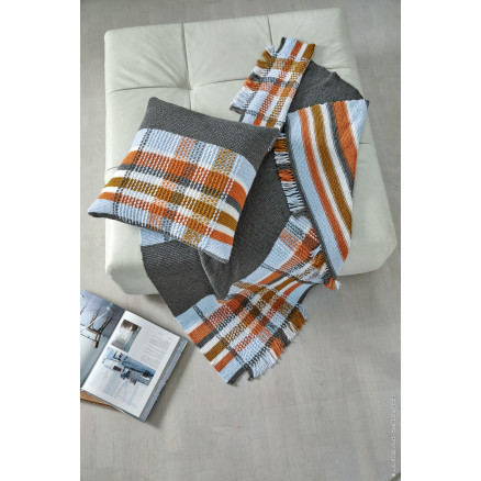 Cool Wool Big Plaid by Lana Grossa - Karo Strickmuster, Größe 130 x 130 cm Cool Wool Big Plaid by Lana Grossa - Karo Strickmuster, Größe 130 x 130 cm von Lana Grossa