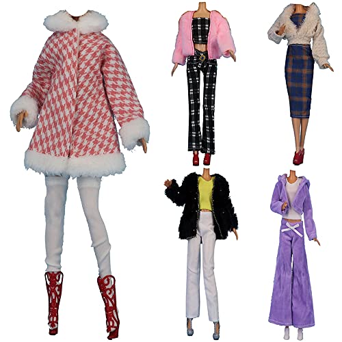 5 Sets Kleidung und Zubehör für 11,5 Zoll Mädchen Puppen Plüsch Westen Set Plüsch Mantel Set Outfits Schleifen Knoten Kleid Langes Etuikleid Set mit Schuhe Zubehör Zufällig Geschenk für Mädchen (D) von Lance Home