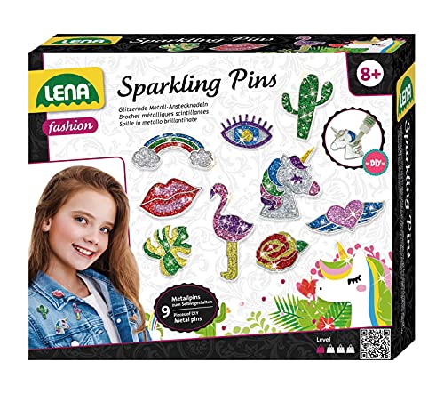 Lena 42662 - Bastelset Metal Sparkling Pin, Komplettset für glitzernde Metall Anstecknadeln, mit 9 Metallpin Formen, Sicherheitsnadeln, 7 Glitzer Farben und Bastelkleber, für Kinder ab 8 Jahren von Lena