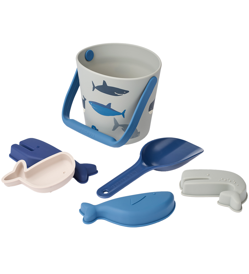 Liewood Strandset - Gilma Shark - Shark/Dove Blue - Liewood - One Size - Sandspielzeug Liewood Strandset - Gilma Shark - Shark/Dove Blue - Liewood - One Size - Sandspielzeug von Liewood