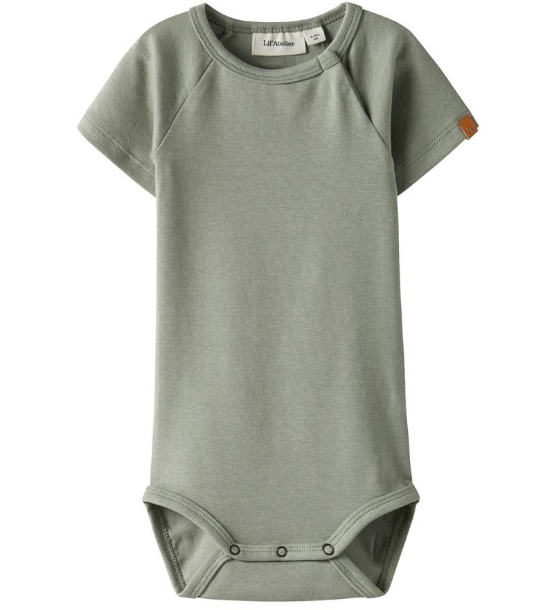 Lil' Atelier Body k/ä - NbmLalo - Seegras - Lil Atelier - 56 - Body K/Ä Lil' Atelier Body k/ä - NbmLalo - Seegras - Lil Atelier - 56 - Body K/Ä von Lil Atelier