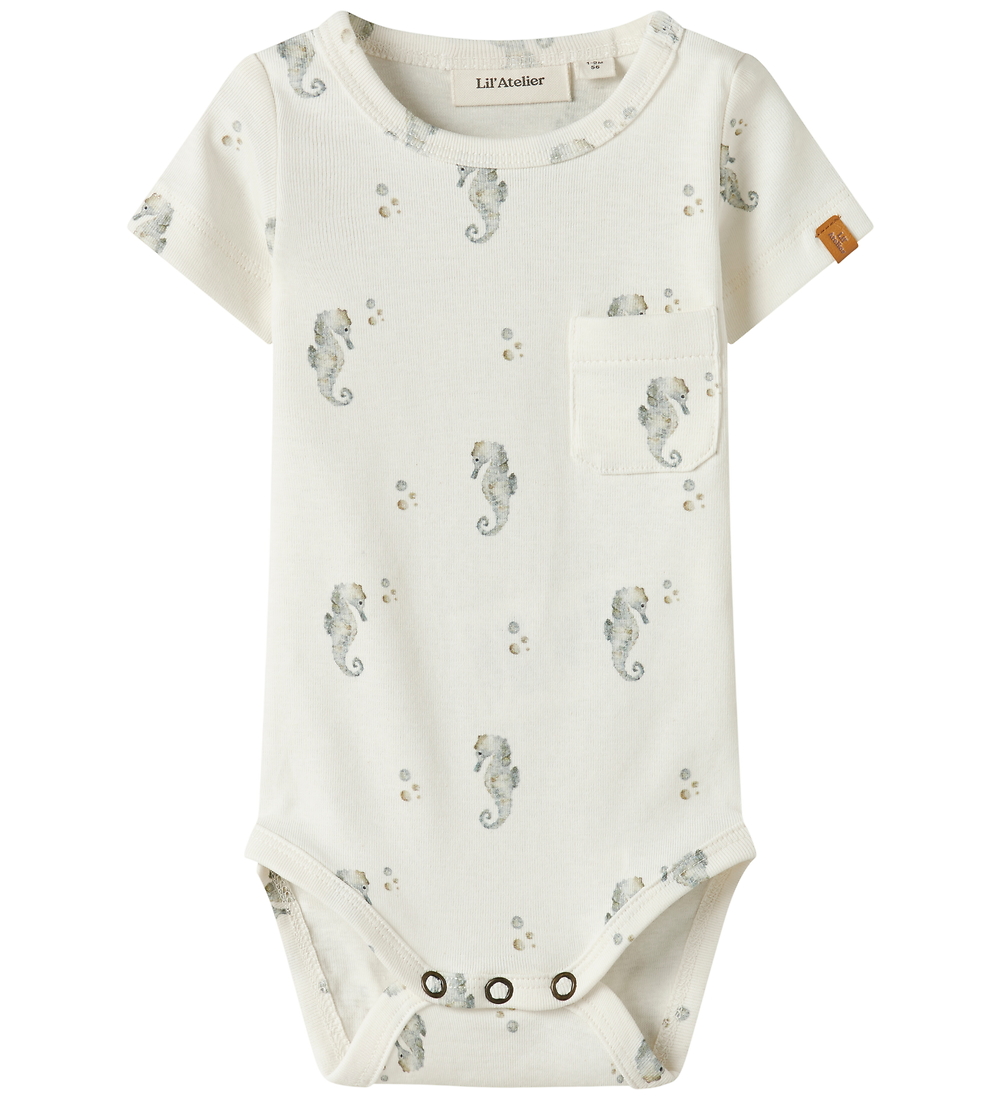Lil' Atelier Body k/ä - Slim - NbmGayo - Coconut Milch - Lil Atelier - 68 - Body K/Ä Lil' Atelier Body k/ä - Slim - NbmGayo - Coconut Milch - Lil Atelier - 68 - Body K/Ä von Lil Atelier