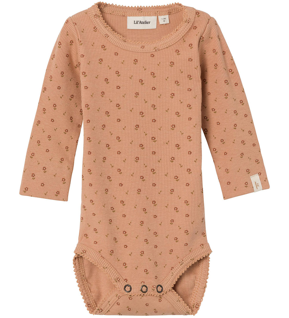 Lil' Atelier Body l/ä - NbfGago - Noos - Nougat m. Blumen - Lil Atelier - 56 - Body L/Ä Lil' Atelier Body l/ä - NbfGago - Noos - Nougat m. Blumen - Lil Atelier - 56 - Body L/Ä von Lil Atelier