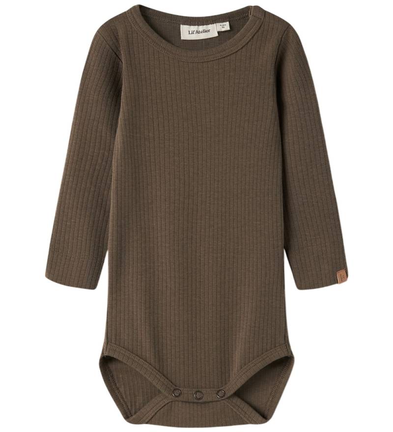 Lil' Atelier Body l/ä - NbmGabo - Teak - Lil Atelier - 68 - Body L/Ä Lil' Atelier Body l/ä - NbmGabo - Teak - Lil Atelier - 68 - Body L/Ä von Lil Atelier