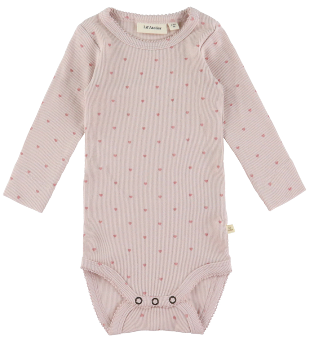 Lil' Atelier Body l/ä - Rib - NbfGago - Hushed Violet/Heart - Lil Atelier - 68 - Body L/Ä Lil' Atelier Body l/ä - Rib - NbfGago - Hushed Violet/Heart - Lil Atelier - 68 - Body L/Ä von Lil Atelier