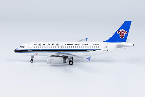 Limox Wings 49005 Airbus A319-100 China Southern Airlines V2500 Engines; Without skyteam Logo B-6205 Scale 1/400 Limox Wings 49005 Airbus A319-100 China Southern Airlines V2500 Engines; Without skyteam Logo B-6205 Scale 1/400 von Limox Wings