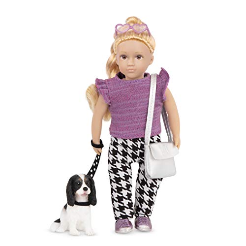 Lori Puppe Heather und Hund Nugget – Mini Puppe 15 cm mit Puppenkleidung und blonden langen Haaren, Tasche, Sonnenbrille – Spielzeug für Kinder ab 3 Jahre Lori Puppe Heather und Hund Nugget – Mini Puppe 15 cm mit Puppenkleidung und blonden langen Haaren, Tasche, Sonnenbrille – Spielzeug für Kinder ab 3 Jahre von Lori
