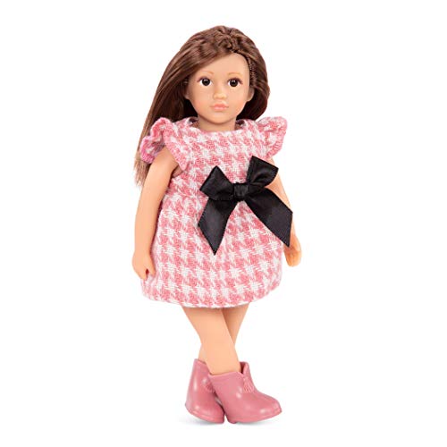 Lori Puppe Lilyanna – Mini Puppe 15 cm mit Puppenkleidung und braunen langen Haaren, Kleid, Stiefel – Spielzeug für Kinder ab 3 Jahre von Lori