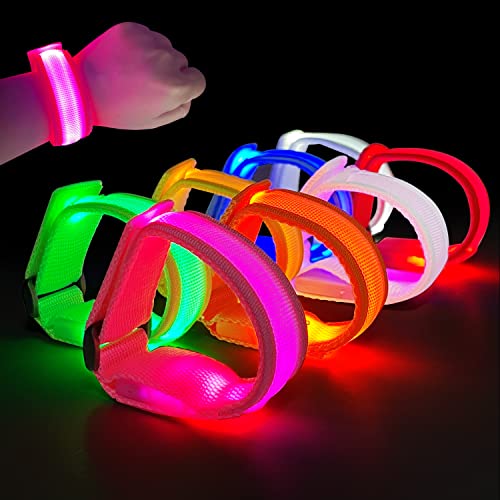 M.best 8 Stück LED Light Up Armbänder Glühen blinkende Armbänder Glühen in der dunklen Partyzubehör für Hochzeit, Raves, Konzert, Camping, Sportereignisse, Party von M.best