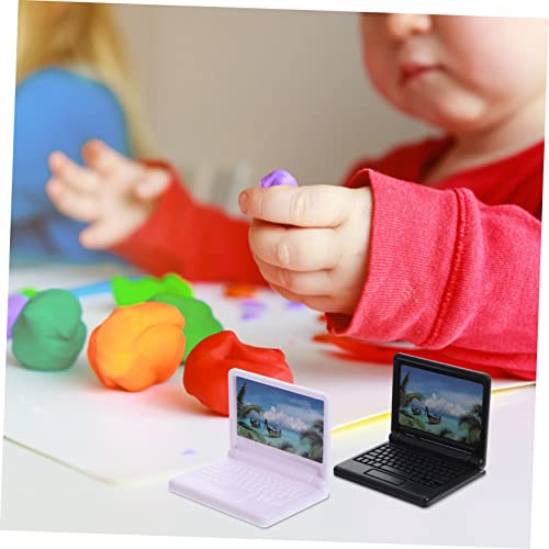 MAJORMENCH 15 Stück Teiliges Miniatur Laptop Modell aus Kunststoff Bunte Simulation Puppenhaus Zubehör für Bastelspielzeug in Rot und Grün für DIY Mikro Landschaften von MAJORMENCH