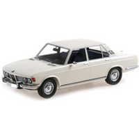 MINICHAMPS 155029202 1:18 BMW 2500 - 1968 - WHITE MINICHAMPS 155029202 1:18 BMW 2500 - 1968 - WHITE von MINICHAMPS