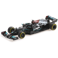 MINICHAMPS 410210144 1:43 MERCEDES-AMG PETRONAS FORMULA ONE TEAM W12 E PERFORMANCE - LEWIS HAMILTON - BAHRAIN GP 2021 MINICHAMPS 410210144 1:43 MERCEDES-AMG PETRONAS FORMULA ONE TEAM W12 E PERFORMANCE - LEWIS HAMILTON - BAHRAIN GP 2021 von MINICHAMPS
