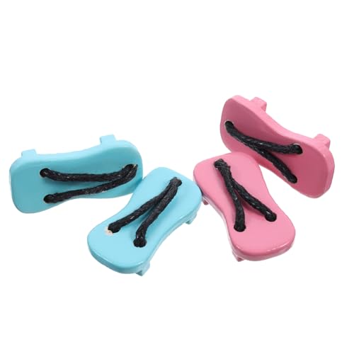 MUSISALY 2 Paar Puppenhaus Modell Rosa Puppenhaus Zubehör Rosa Hausschuhe Blaue Ornamente Miniatur Verzierung Miniatur Sommer Hausschuhe Mini Requisiten Mini Hausschuhe von MUSISALY