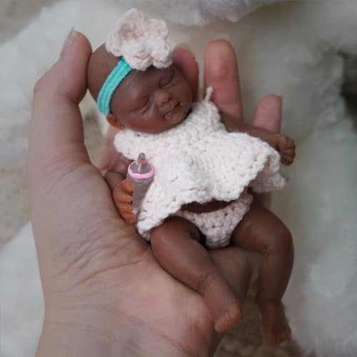 4,5 Zoll Mini Silikon Baby Schwarz Reborn Babypuppen Silikon Ganzkörper Mädchen, Realistische Neugeborene Babypuppe Real Life Miniatur Babypuppe mit Fütterungszubehör von MYREBABY
