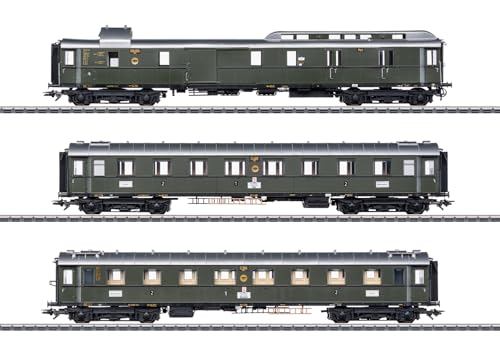 Schnellzugwagen-Set FD 226 zur Baureihe 01 von Märklin