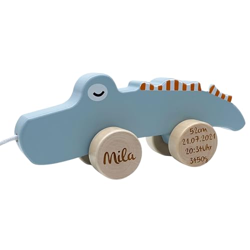 Nachziehtier Krokodil - personalisierbar I Handmade Holzspielzeug ab 1 Jahr I Tryco Baby Spielzeug aus Holz I Personalisierte Geschenke Baby I Holz Ziehtier mit Name & Geburtsdaten Nachziehtier Krokodil - personalisierbar I Handmade Holzspielzeug ab 1 Jahr I Tryco Baby Spielzeug aus Holz I Personalisierte Geschenke Baby I Holz Ziehtier mit Name & Geburtsdaten von Mainely