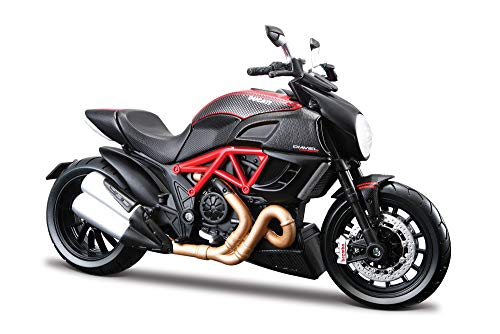 Maistro M39196 1:12 Motorrad-Set Ducati Diavel Carbon, farblich Sortiert, Mittel von Maisto