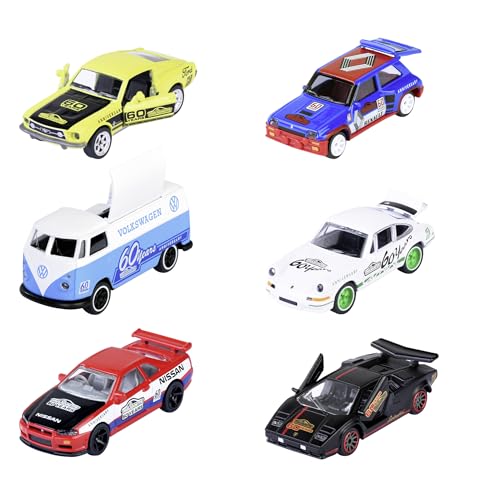 Majorette - Modellauto aus der Deluxe Geburtstags-Edition 60 Jahre, Spielzeugautos mit Lizenz-Bedruckung & Blech-Box, 7,5 cm, ab 3 Jahre (1 zufälliges Auto aus 6 Optionen) Majorette - Modellauto aus der Deluxe Geburtstags-Edition 60 Jahre, Spielzeugautos mit Lizenz-Bedruckung & Blech-Box, 7,5 cm, ab 3 Jahre (1 zufälliges Auto aus 6 Optionen) von Majorette