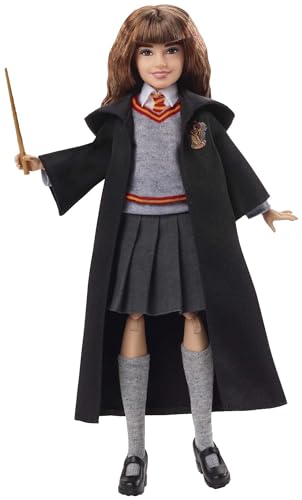 HARRY POTTER Hermine Granger - Hogwarts-Uniform, Gryffindor-Robe und personalisierter Zauberstab für Fans und Sammler, 11 Gelenke für den Kampf gegen Voldemord, ab 6 Jahren, FYM51 von Mattel