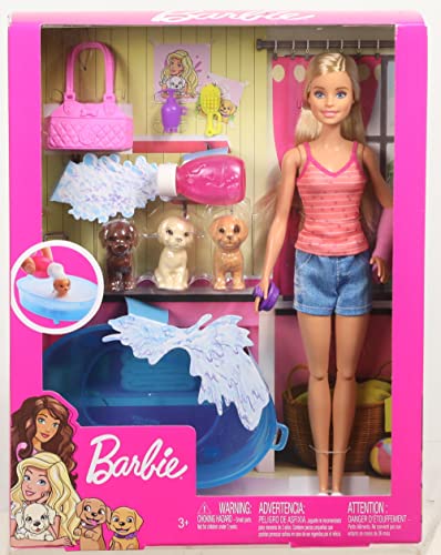 Barbie GDJ37 - Hundebad Spielset mit Puppe und drei Welpen sowie Zubehör, Puppen Spielzeug ab 3 Jahren von Barbie