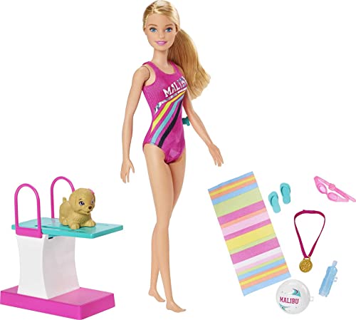 Barbie GHK23 - Traumvilla Abenteuer Schwimmerin Puppe im Badeanzug, mit Sprungbrett und Zubehör, Spielzeug ab 3 Jahren von Barbie