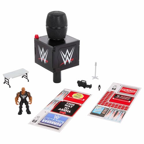 Mattel WWE Knuckle Crunchers 2-in-1-Mikrofon und Spielset mit Actionfigur und 2 Zubehörteilen, Final Boss-Set mit 8 cm großem The Rock“, JFX07 von Mattel