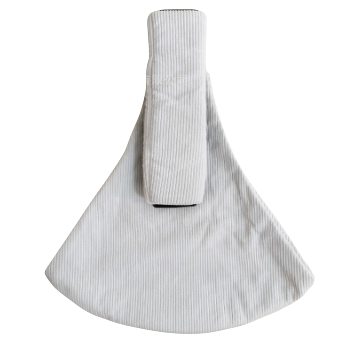 Baby Carry Sling™ - Verstellbare Babytrage - Hüfttrage Weiß Cord | Pädagogisches Holzspielzeug von Mein Kleines Baby