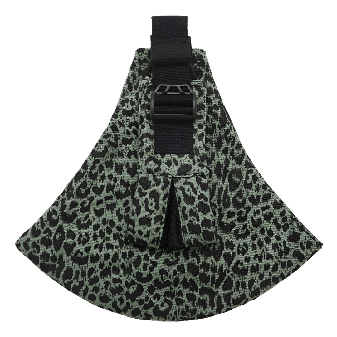 Baby Sling Carrier™ - Verstellbare Babytrage - Hüfttrage Olivfarbener Leopard – Comfort | Pädagogisches Holzspielzeug von Mein Kleines Baby