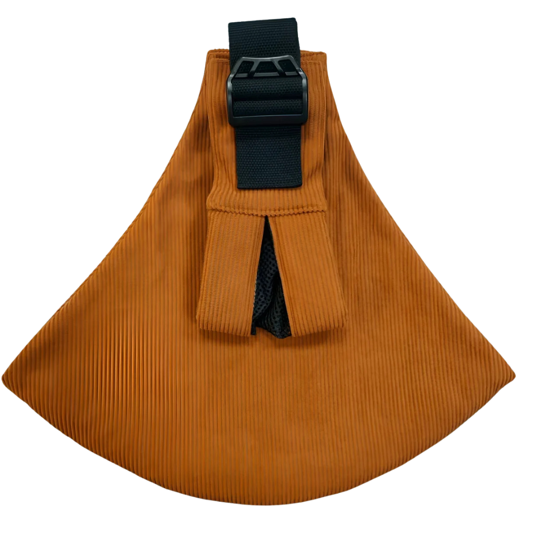 Baby Sling Carrier™ - Verstellbare Babytrage - Hüfttrage Rostfarben gerippt – Comfort | Pädagogisches Holzspielzeug von Mein Kleines Baby