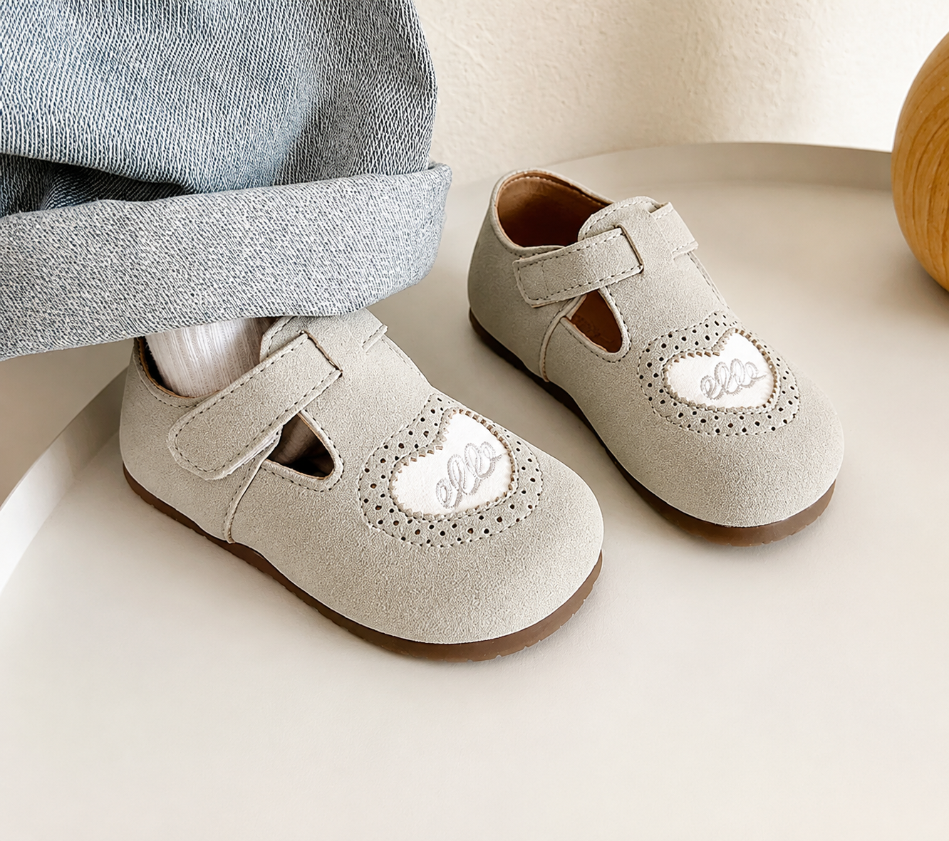 Barefoot – Leder & Barfuß – Kinderschuhe mit weicher Sohle Grau / 16 (6–9 Monate) | Pädagogisches Holzspielzeug von Mein Kleines Baby